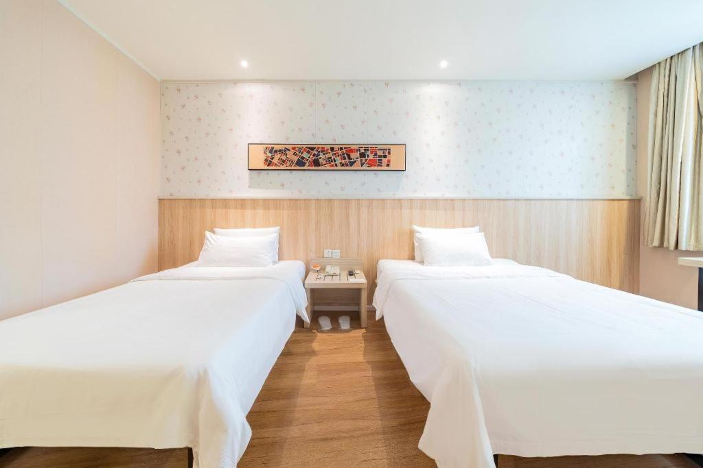 Hanting Hongqiao Airport Hotel